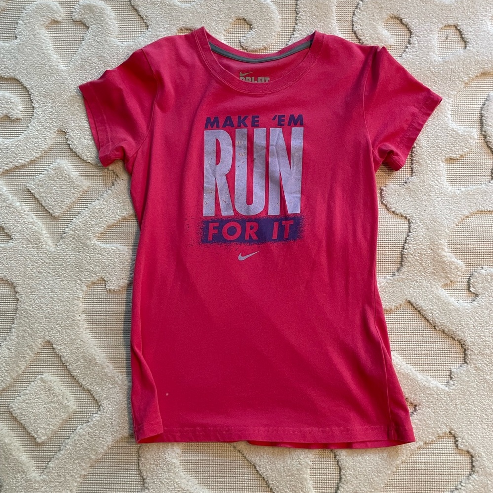 Nike tshirt